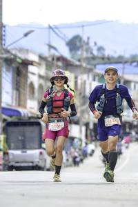 BIB: 5106, 5124
                            <button type="button" onclick="openModal(24672132)" class="btn btn-primary btn-sm float-right btn-popup" data-toggle="modal" data-target=".modal-high-quality">
                        <i class="fas fa-shopping-cart"></i> Add to Cart
                    </button>
                                            <button type="button" onclick="isThisMe(24672132, true)" class="btn btn-success btn-sm float-right btn-popup btn-isme hidden" data-toggle="tooltip" data-placement="bottom" title="นี่คือรูปของคุณใช่ไหม คลิกที่นี่เพื่อเอาเข้าอัลบั้ม">
                        <i class="fas fa-plus"></i> Add to album
                    </button>
                    <button type="button" onclick="isThisMe(24672132, false)" class="btn btn-warning btn-sm float-right btn-popup btn-isnotme hidden">
                        <i class="fas fa-ban"></i> Remove from album
                    </button>